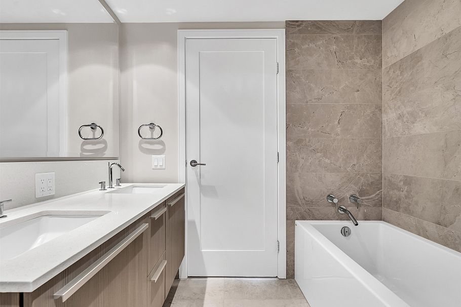 905 1221 Bidwell Street Vancouver, BC - 11