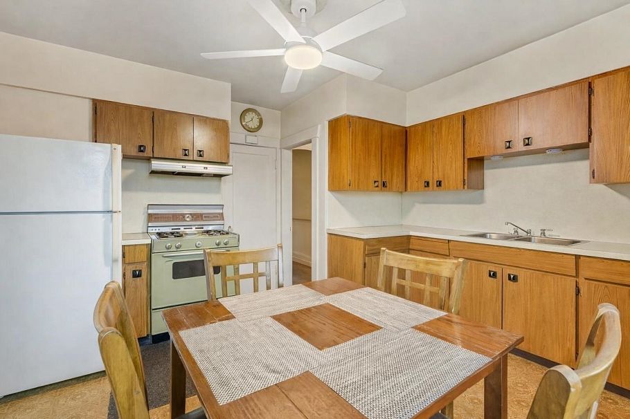 1311 Kamloops Street Vancouver, BC - 10