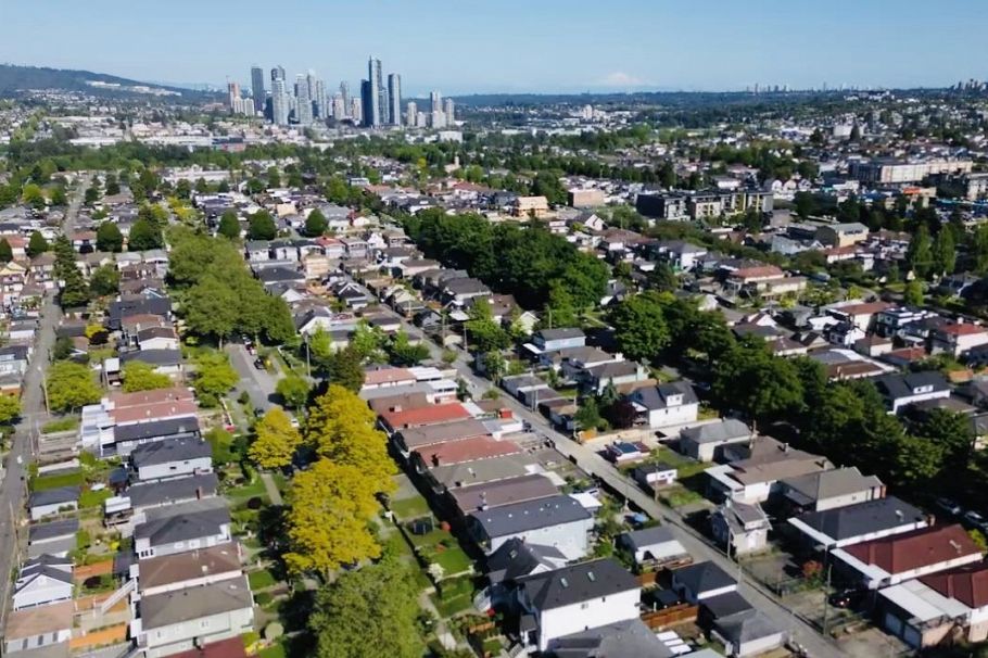 2735 Grant Street Vancouver, BC - 7