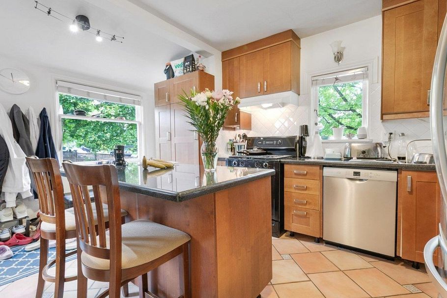 2903 W 42nd Avenue Vancouver, BC - 6