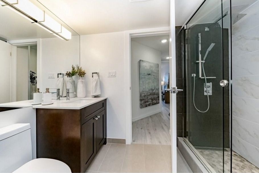 1002 1415 W Georgia Street Vancouver, BC - 11