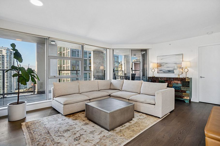 1903 989 Beatty Street Vancouver, BC - 3