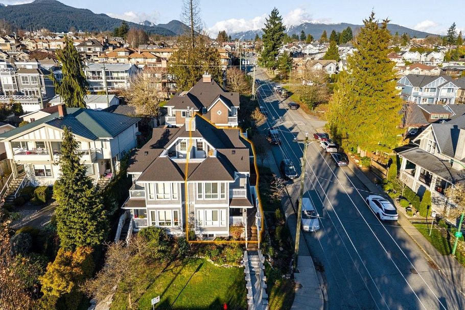 280 E 5th Street North Vancouver, BC - 33