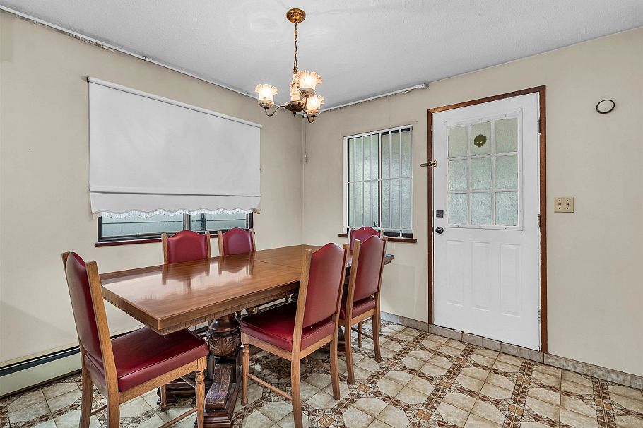 3112 E 1st Avenue Vancouver, BC - 14