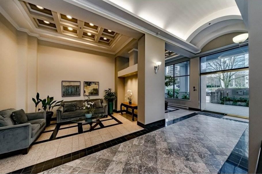 1002 1415 W Georgia Street Vancouver, BC - 3