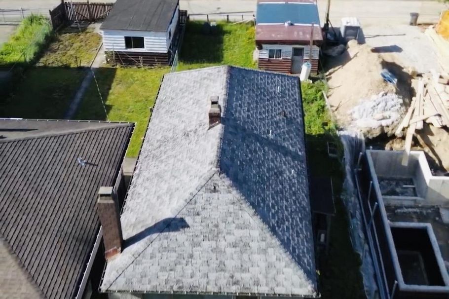 2735 Grant Street Vancouver, BC - 10