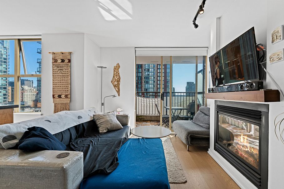 1206 969 Richards Street Vancouver, BC - 1