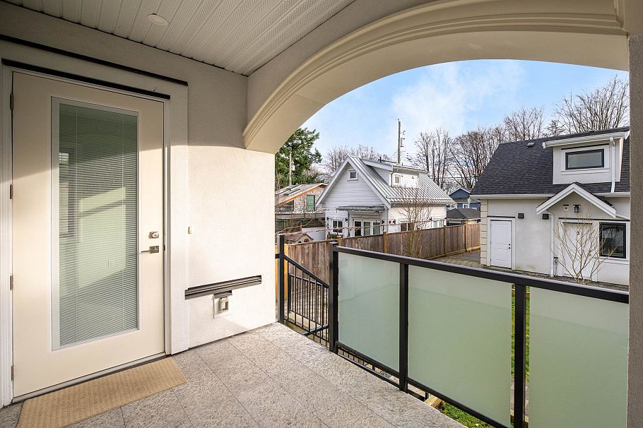 1 58 E 39th Avenue Vancouver, BC - 33