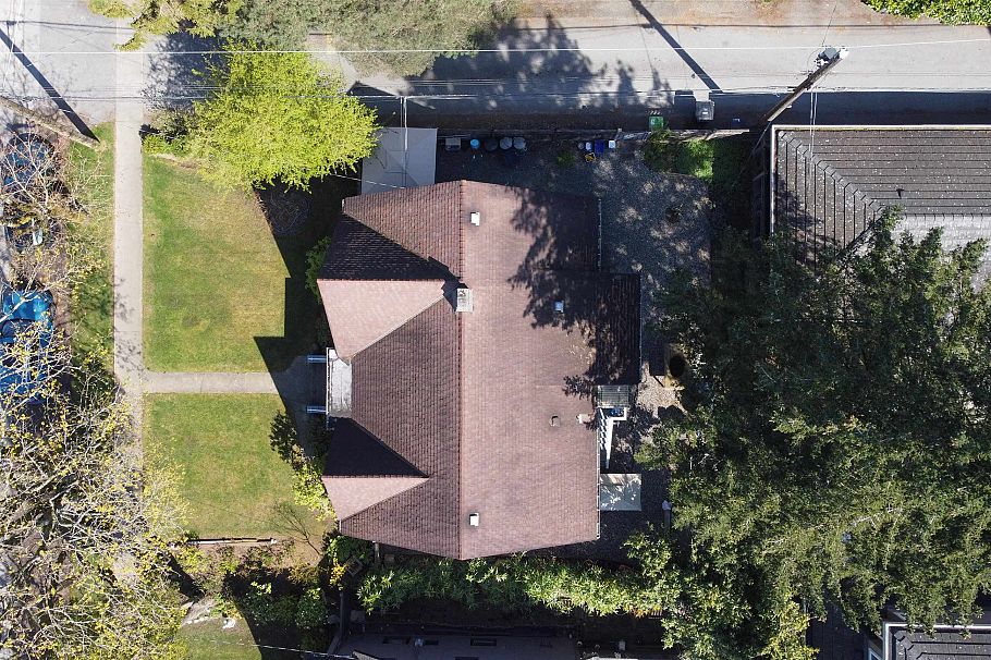 3088 Discovery Street Vancouver, BC - 28