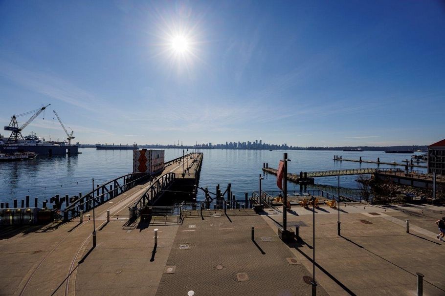 302 250 W 1st Street North Vancouver, BC - 23