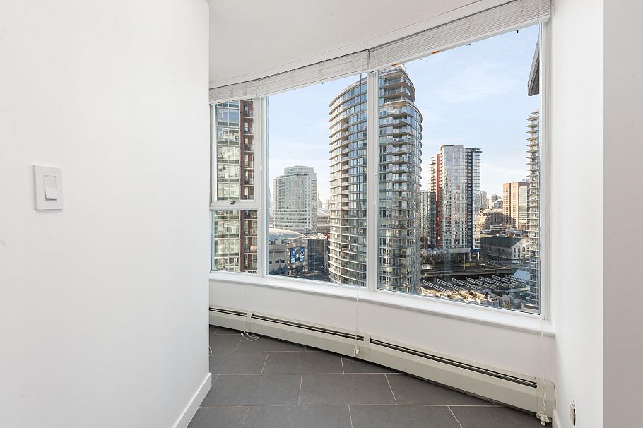 2203 58 Keefer Place Vancouver, BC - 19