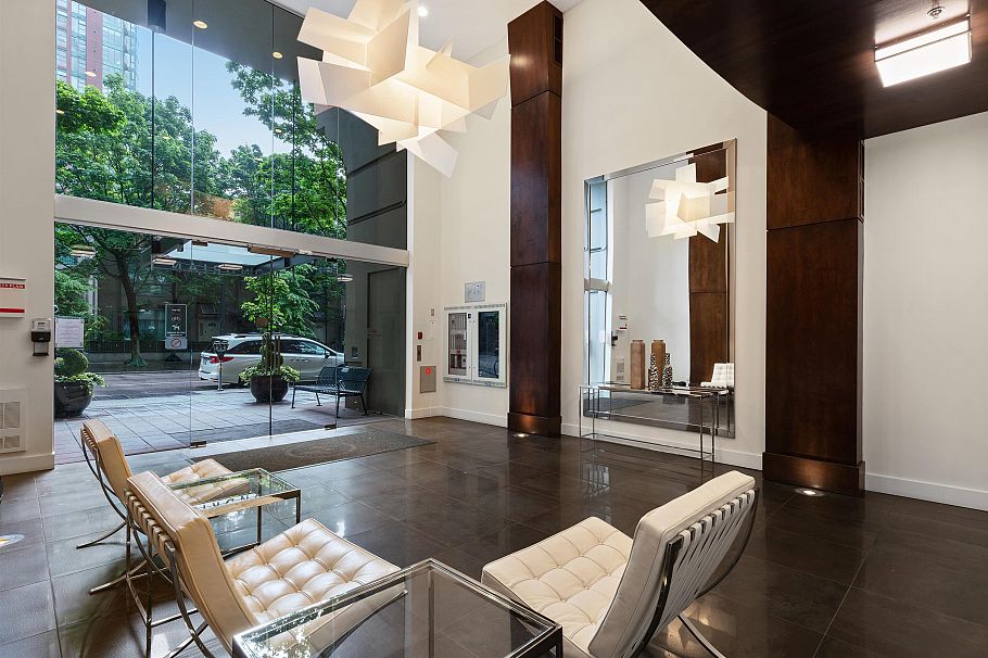 1206 969 Richards Street Vancouver, BC - 16