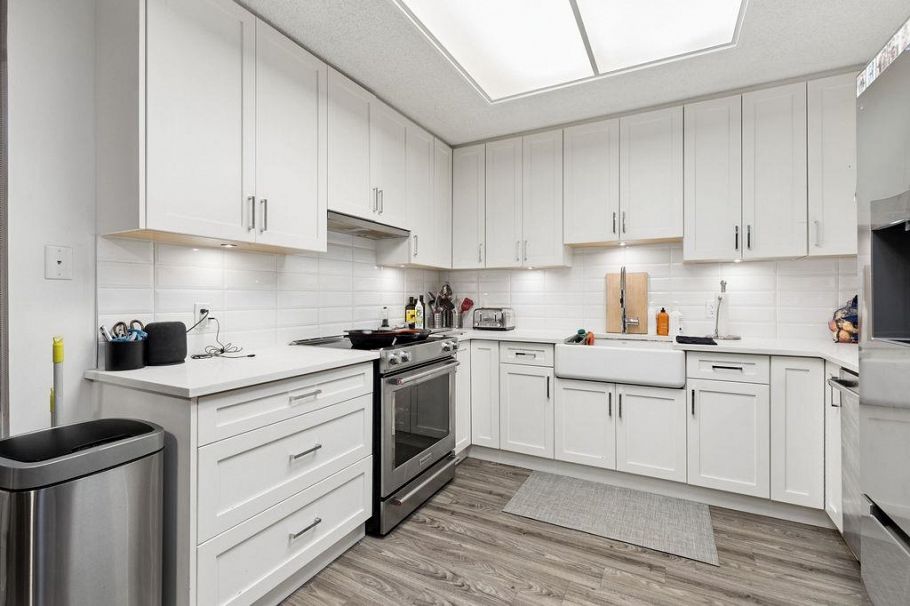 4418 Yew Street Vancouver, BC - 3