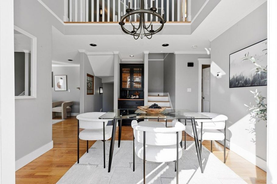 280 E 5th Street North Vancouver, BC - 8