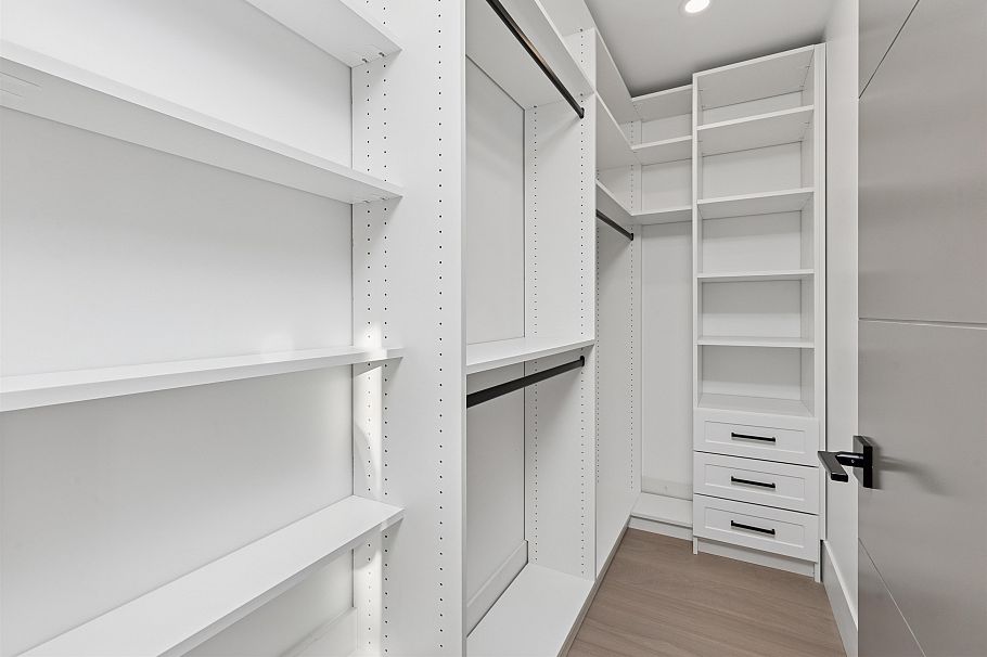 1 847 E 10 Avenue Vancouver, BC - 22