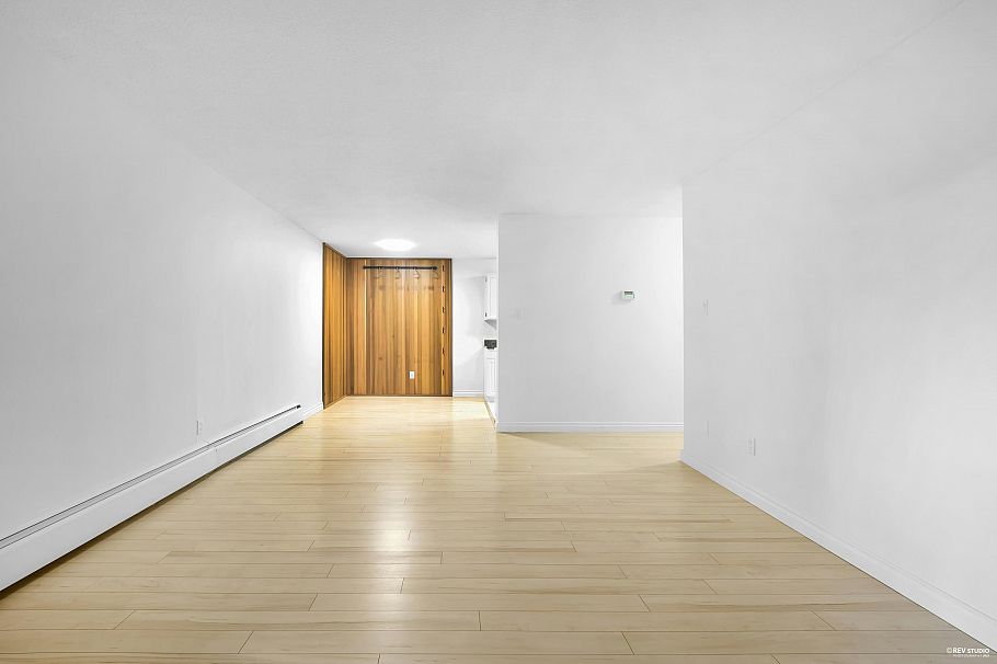 103 150 E 5th Street North Vancouver, BC - 30