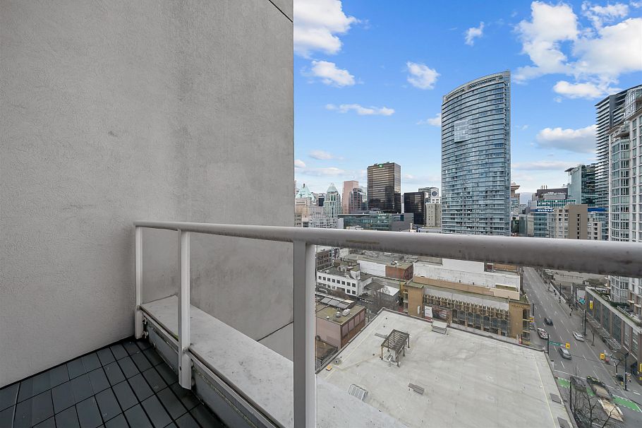 1012 933 Seymour Street Vancouver, BC - 6