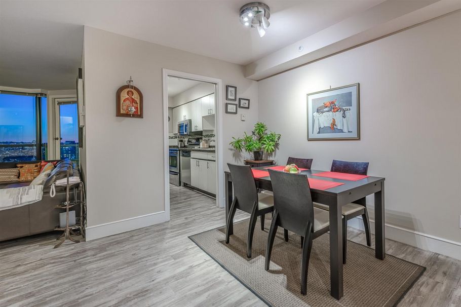 2001 888 Hamilton Street Vancouver, BC - 12