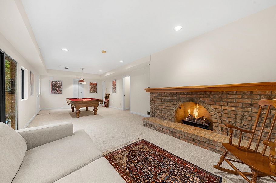 4877 Cedarcrest Avenue North Vancouver, BC - 31