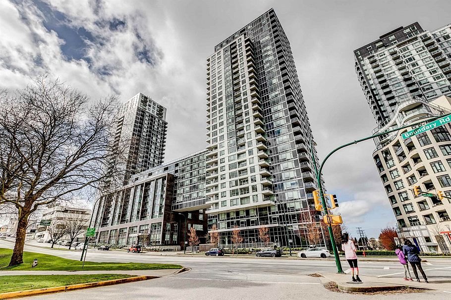 652 5515 Boundary Road Vancouver, BC - 1