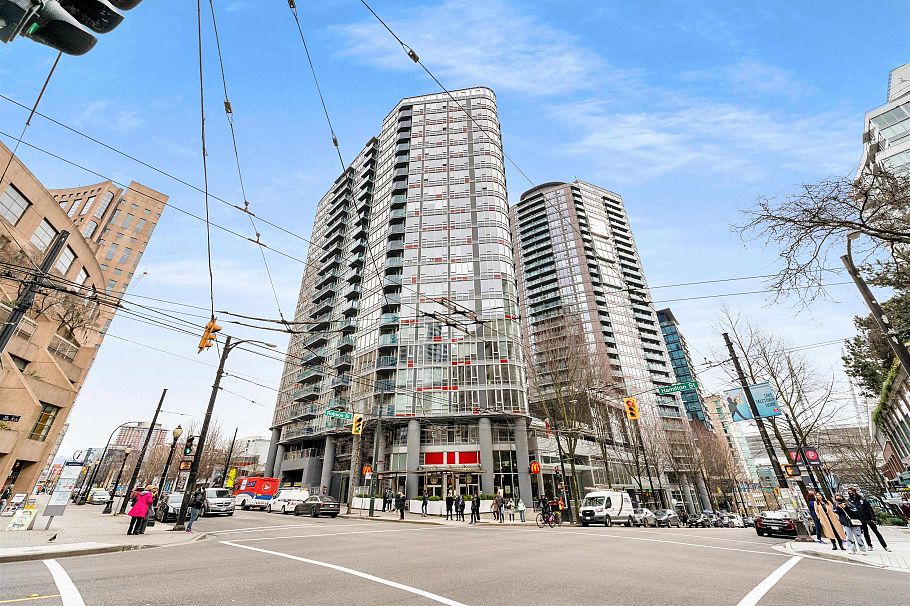 1711 788 Hamilton Street Vancouver, BC - 1