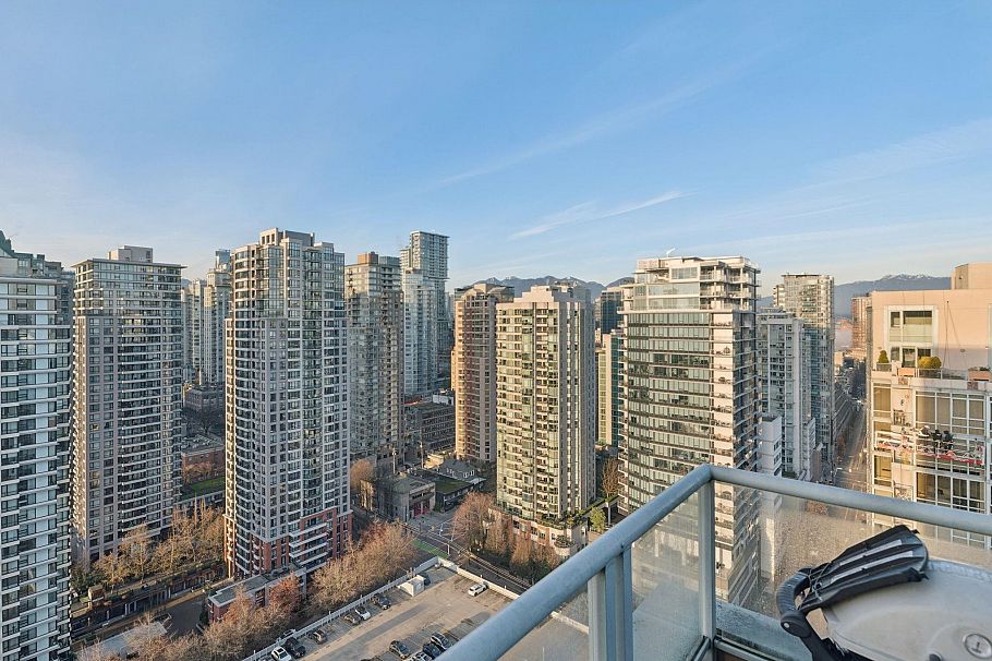 PH5 950 Cambie Street Vancouver, BC - 1