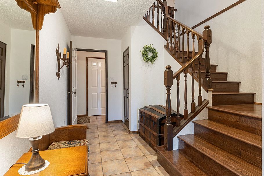 5508 Molina Road North Vancouver, BC - 23