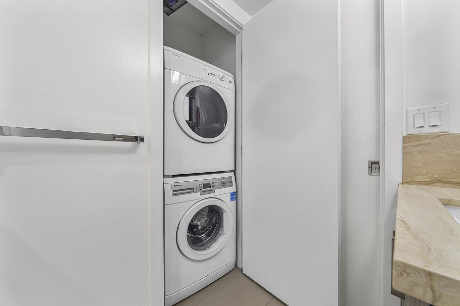 910 5470 Ormidale Street Vancouver, BC - 19