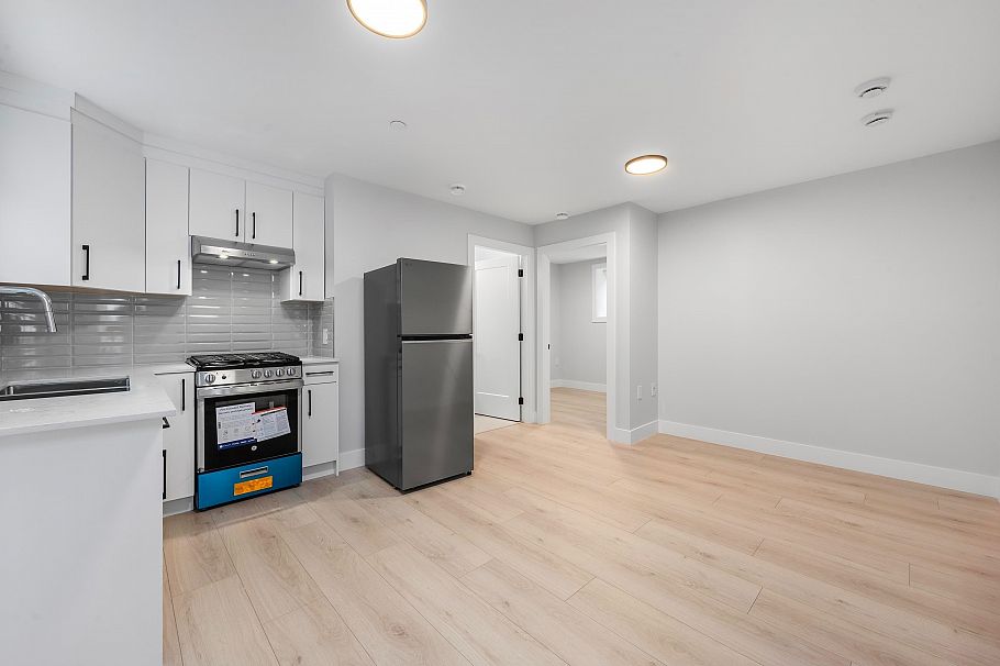 2743 Mcgill Street Vancouver, BC - 22