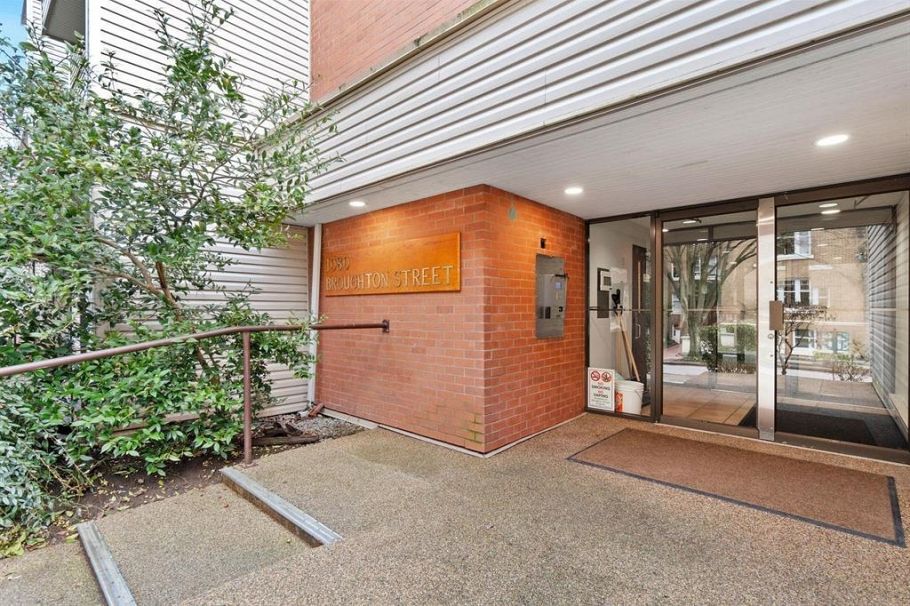 207 1080 Broughton Street Vancouver, BC - 1