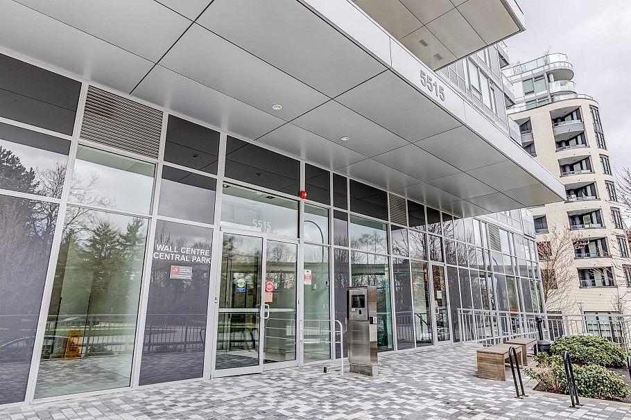 652 5515 Boundary Road Vancouver, BC - 3