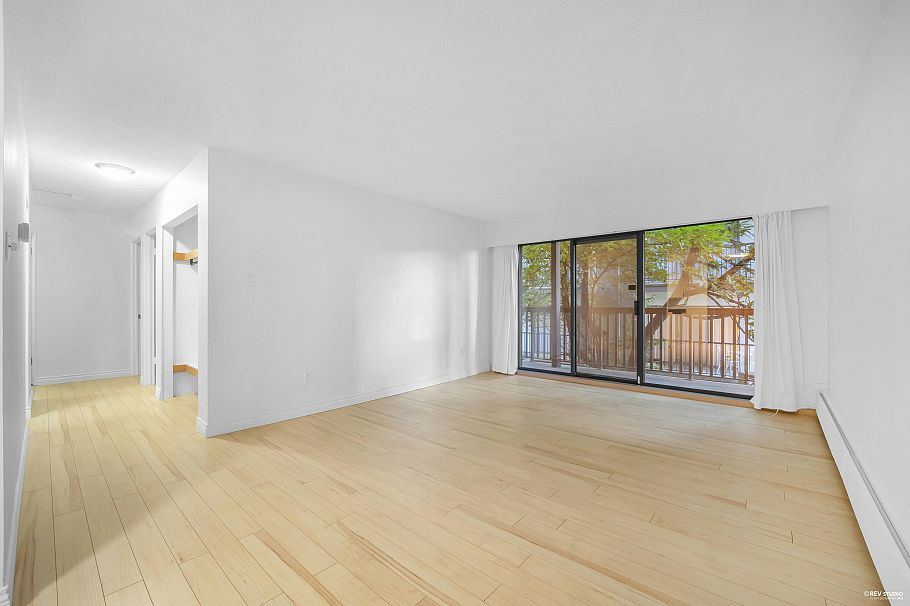 103 150 E 5th Street North Vancouver, BC - 28