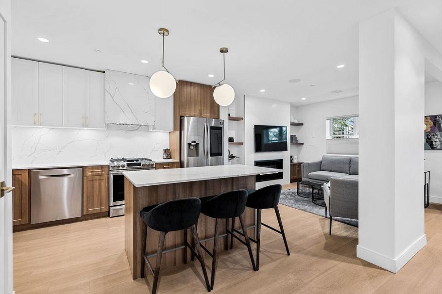 1022 Odlum Drive Vancouver, BC - 10