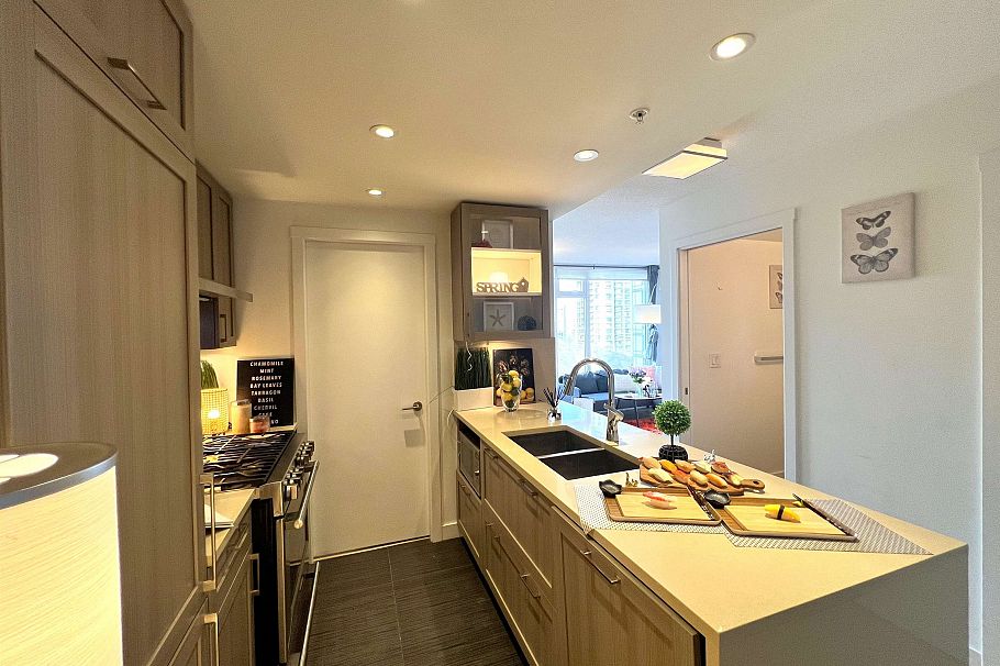 652 5515 Boundary Road Vancouver, BC - 7