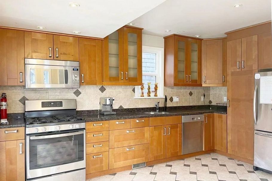 3093 W 29th Avenue Vancouver, BC - 7