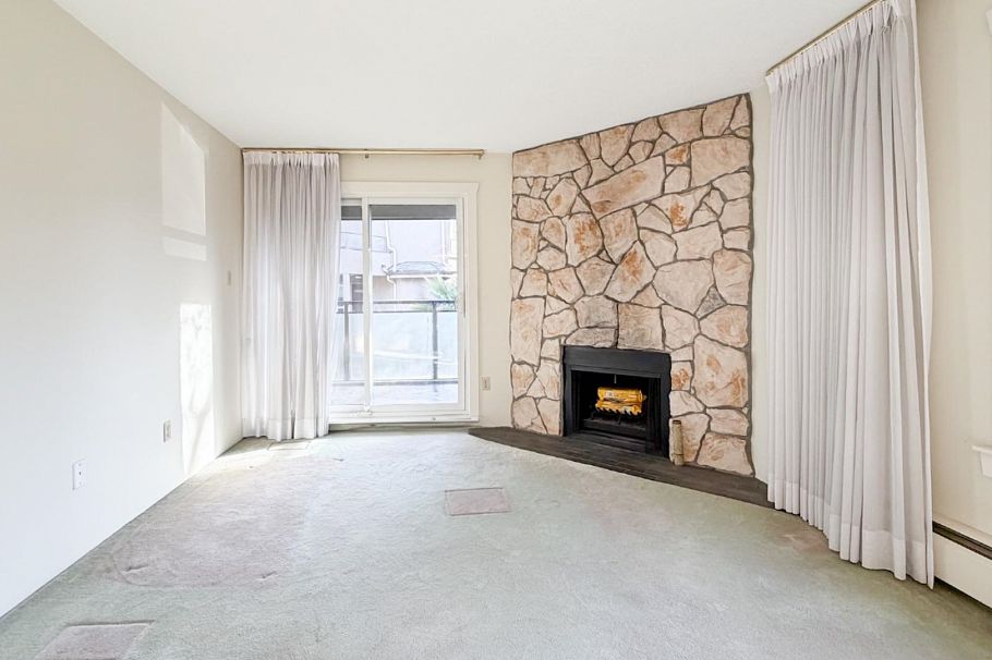 205 1750 Maple Street Vancouver, BC - 3