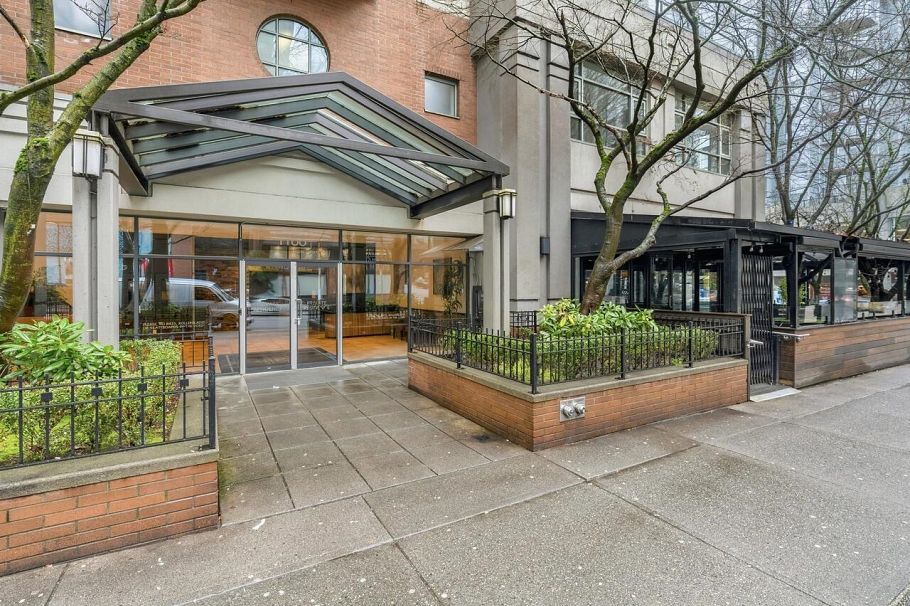 1007 1188 Howe Street Vancouver, BC - 1