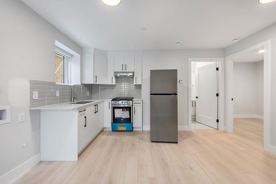 2743 Mcgill Street Vancouver, BC - 21