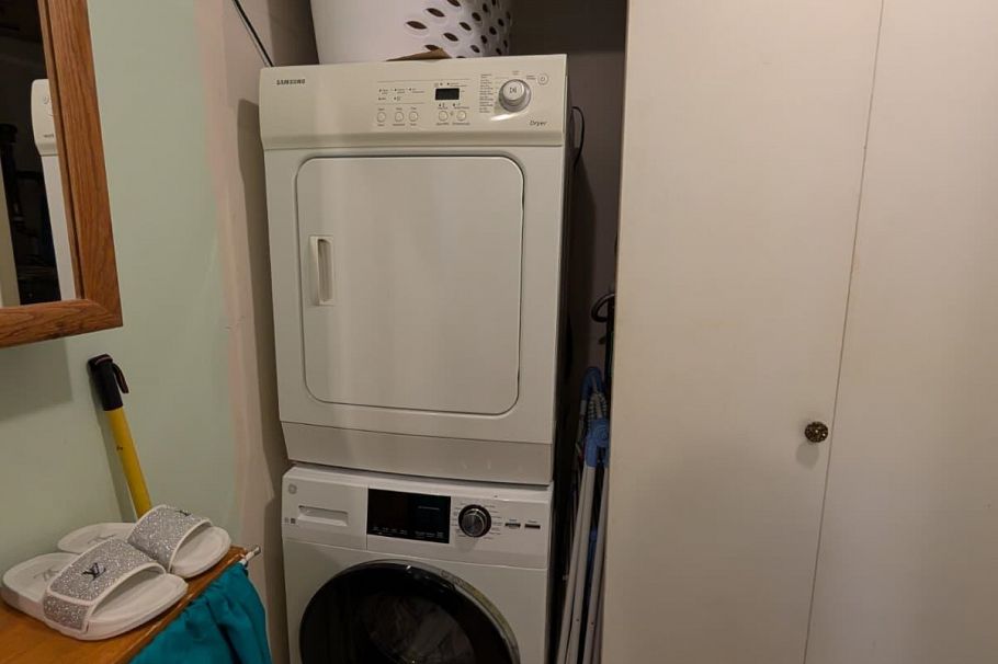 203 4950 Joyce Street Vancouver, BC - 8