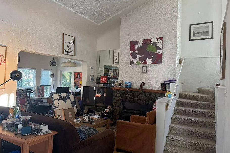 848 W 68th Avenue Vancouver, BC - 4