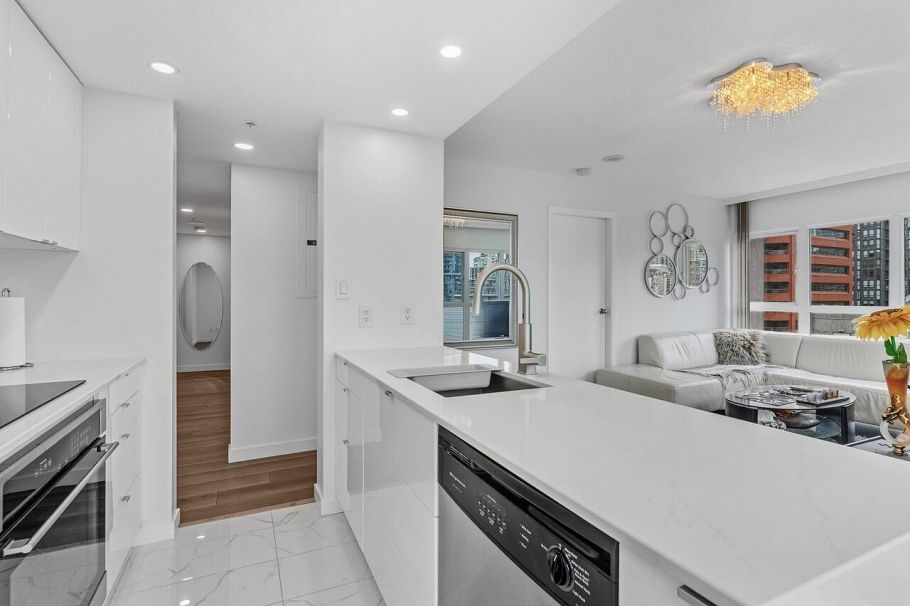 1007 1188 Howe Street Vancouver, BC - 6