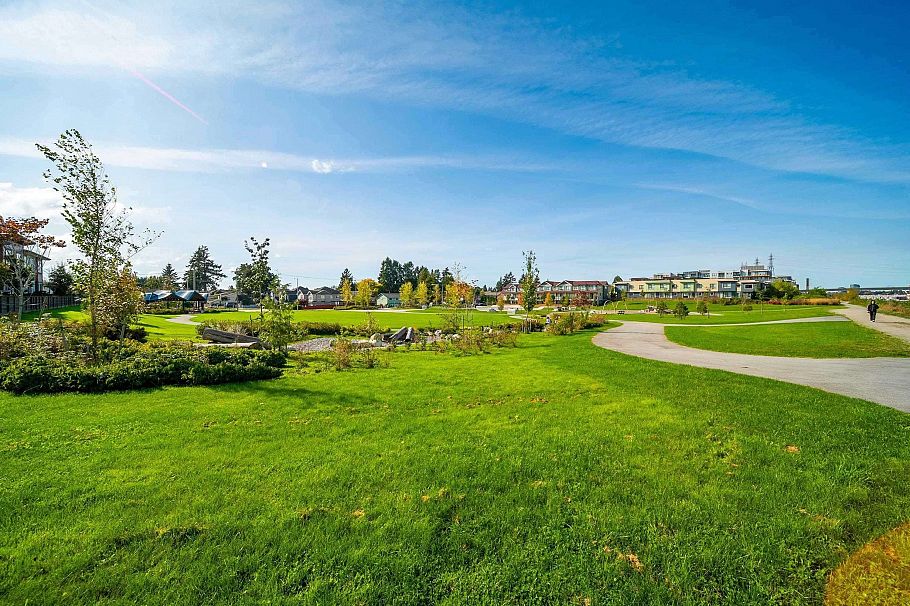 63 10311 River Drive Richmond, BC - 24