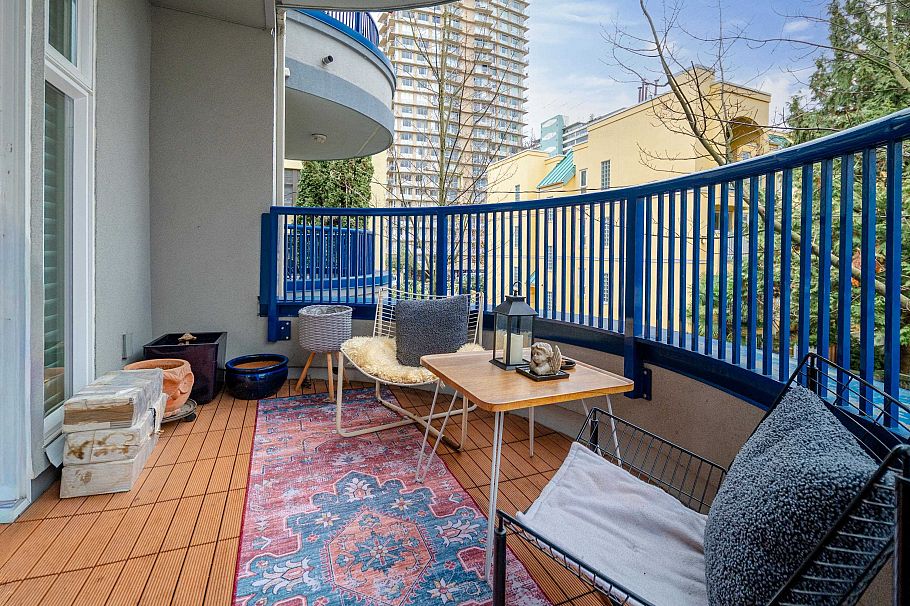 212 1924 Comox Street Vancouver, BC - 21