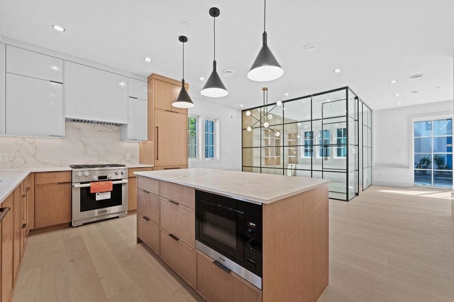 6855 Cypress Street Vancouver, BC - 4