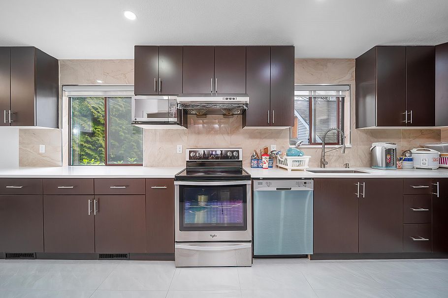 3609 Turner Street Vancouver, BC - 11