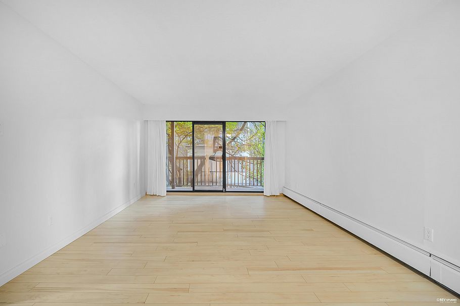 103 150 E 5th Street North Vancouver, BC - 27