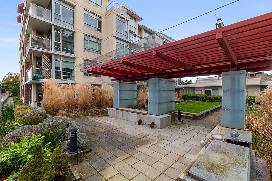 608 2228 W Broadway Vancouver, BC - 22