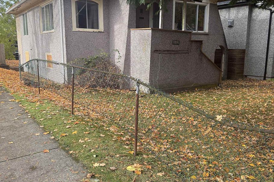 2685 Waterloo Street Vancouver, BC - 2