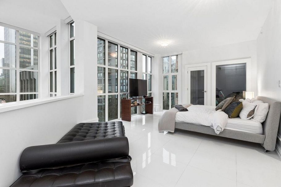 PH2 1102 Hornby Street Vancouver, BC - 16