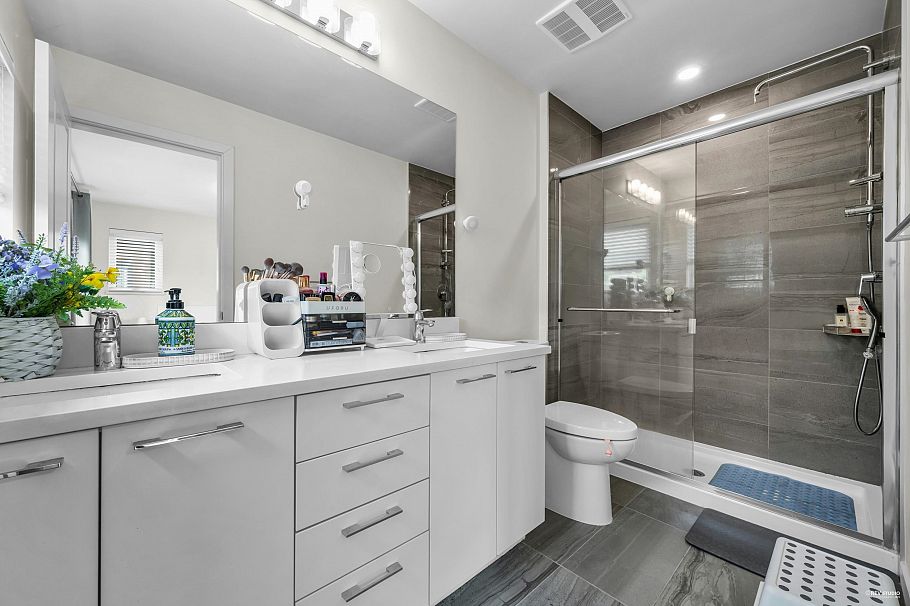 63 10311 River Drive Richmond, BC - 14